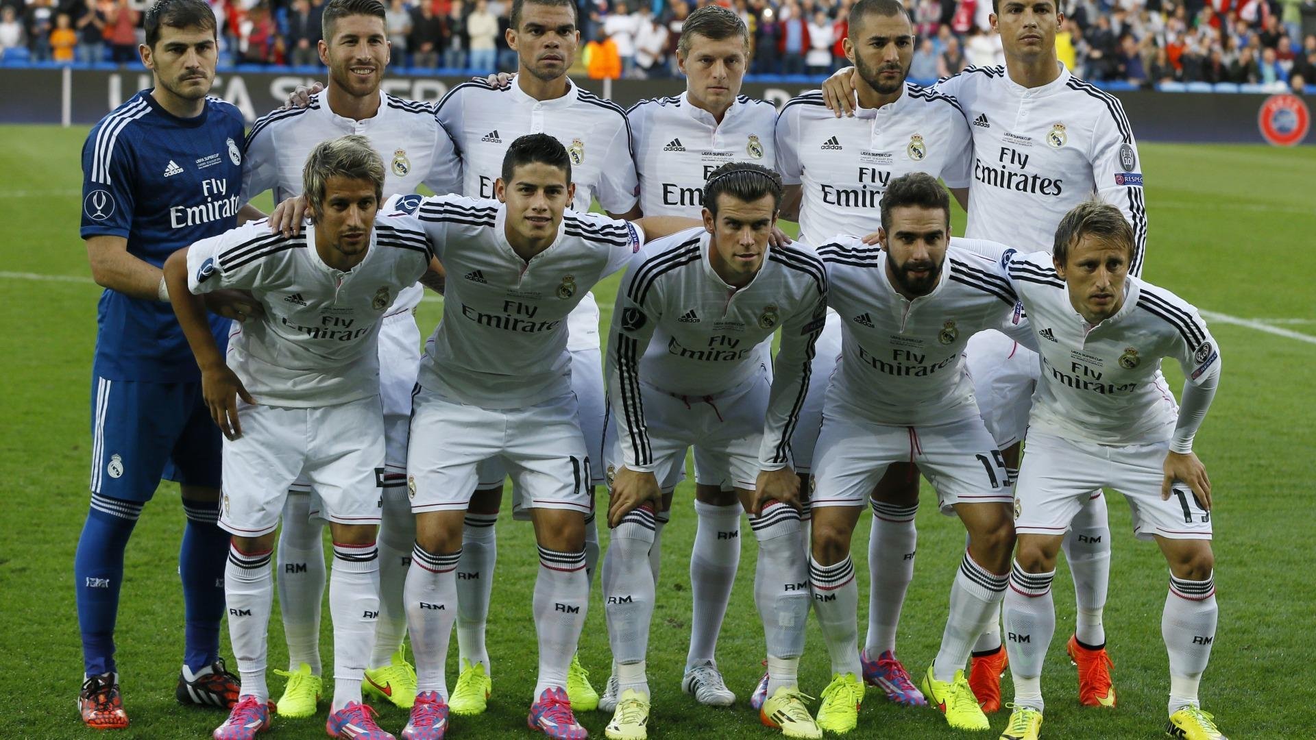 绿茵场与乒乓台的双重奏，法国铁骑碾压三狮，林高远刷新纪录铸就传奇